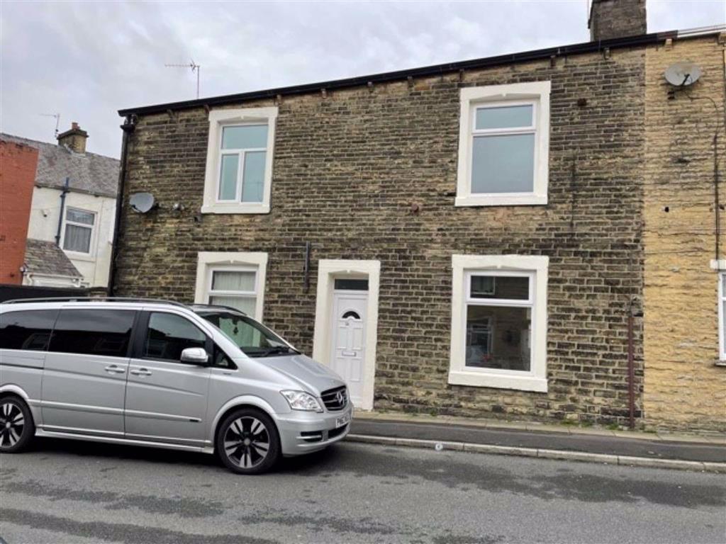 Owen Street, Accrington 2 bed terraced house £433 pcm (£100 pw)