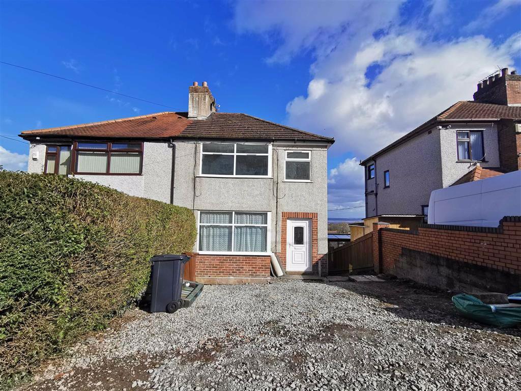 Brynford Road, Holywell, Flintshire, CH8 3 bed semidetached house £
