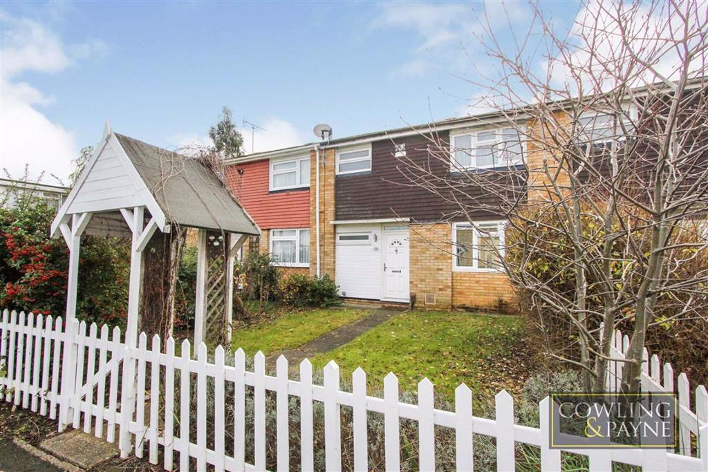 Thackeray Row, Wickford, Essex 3 bed terraced house £270,000
