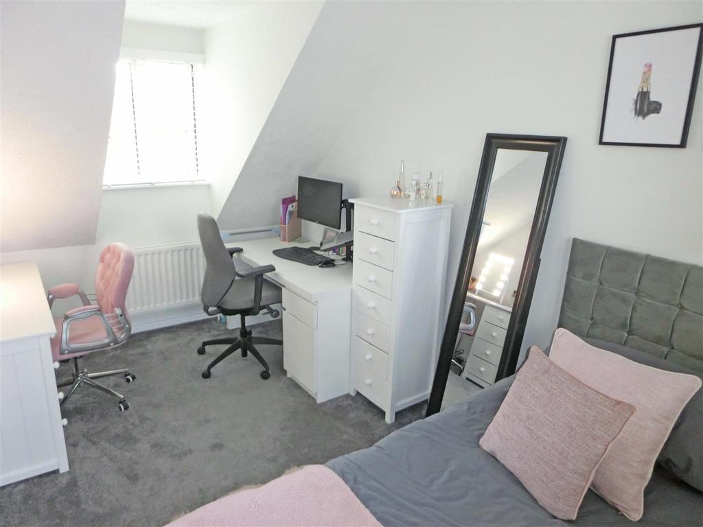 Alcester Road 483 bed 3.jpg