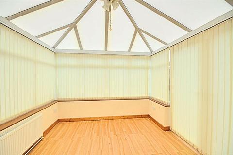 22 Cartmel Close, Worcester, WR4 9NT