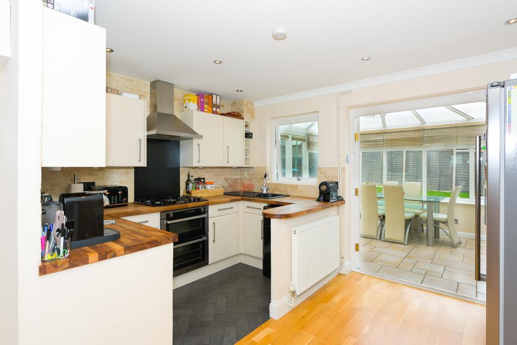 (Rightmove)  (6 of 16).jpg