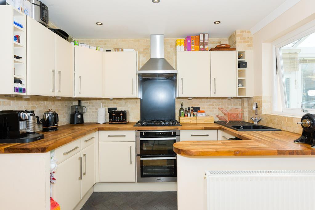 (Rightmove)  (7 of 16).jpg
