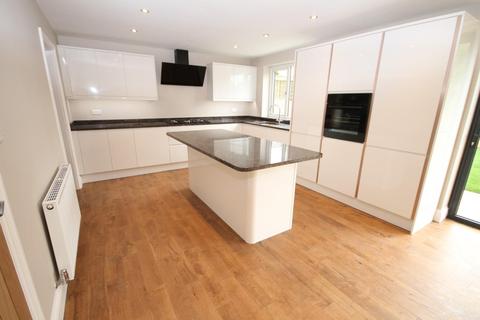 14 Rose Mount, Bradford, BD2 4JJ