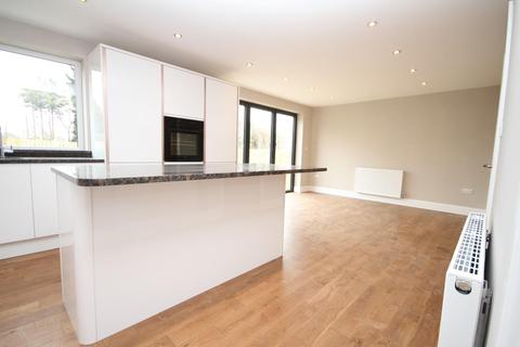 14 Rose Mount, Bradford, BD2 4JJ
