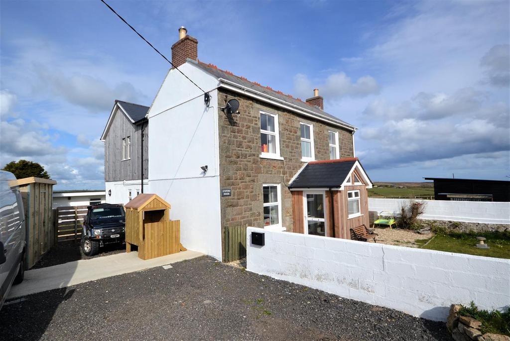 Croft Mitchell, Troon, Camborne 4 bed detached house £575,000