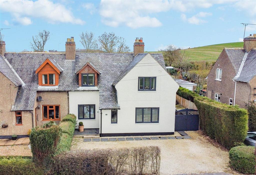 Saxondale Drive, Upper Saxondale, Nottingham 4 bed semidetached house