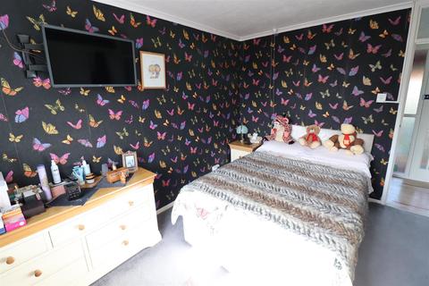 1 College Close, Probus, Truro, TR2 4LW