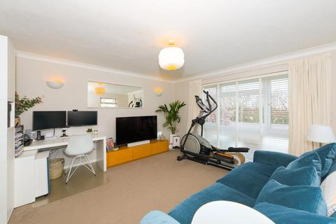 3, Cleves Court Mill Road, Epsom, KT17 4AQ