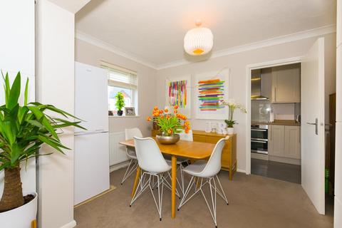 3, Cleves Court Mill Road, Epsom, KT17 4AQ