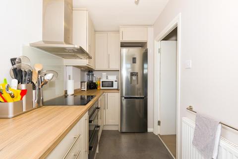 3, Cleves Court Mill Road, Epsom, KT17 4AQ
