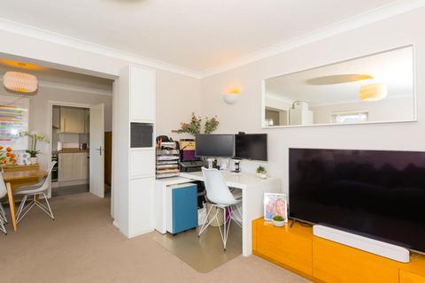 3, Cleves Court Mill Road, Epsom, KT17 4AQ