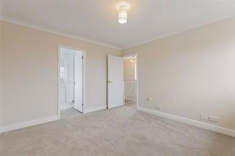 7 Dennes Mill Close, Wye, Ashford, TN25 5DR