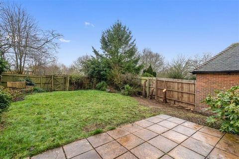 7 Dennes Mill Close, Wye, Ashford, TN25 5DR