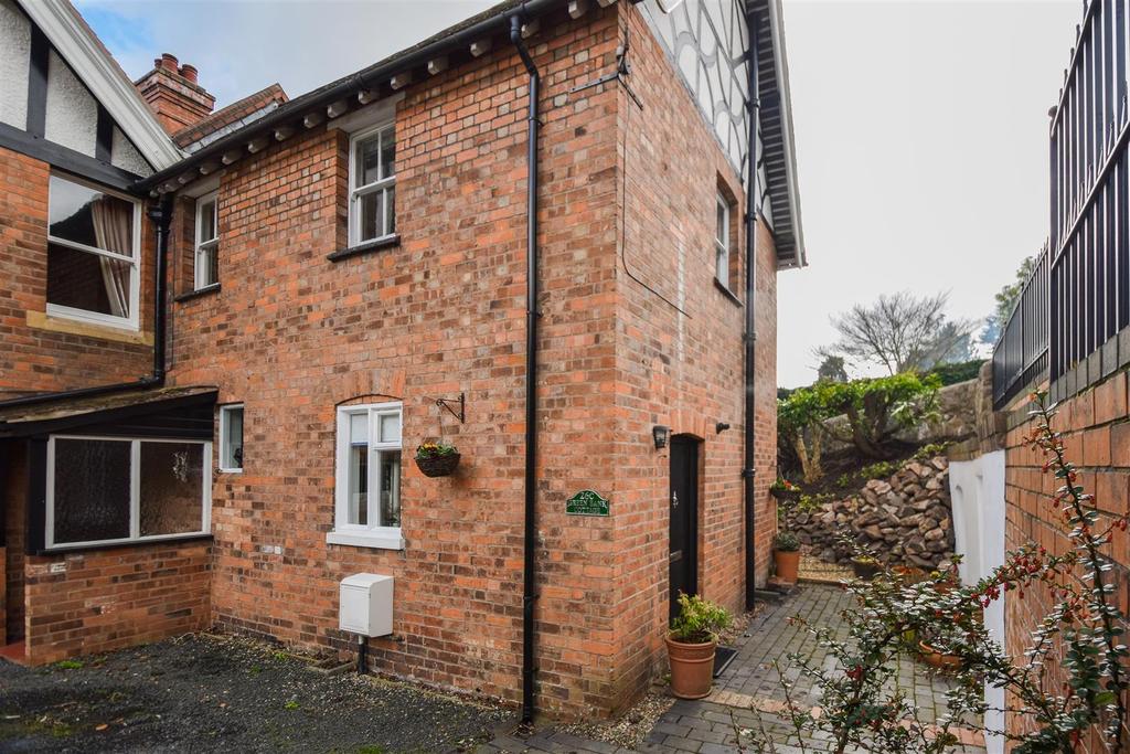 Priory Road, Malvern 2 bed semidetached house £269,950
