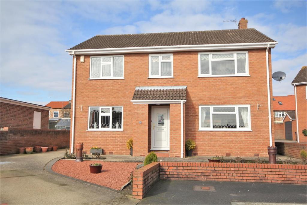 Owlwood Court, Dunnington, York, YO19 4 bed detached house £395,000