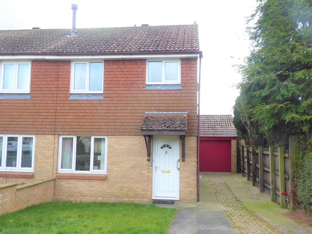 St. James Drive, Northallerton 3 bed semidetached house £185,000