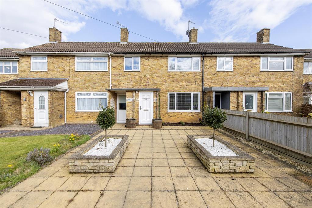 White Hart Drive, Adeyfield, Hemel... 3 bed terraced house £350,000