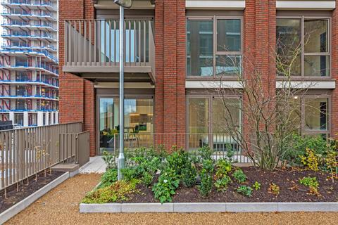 1 bedroom apartment to rent, Pendant Court, Royal Wharf, London, E16