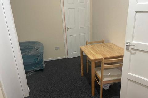 2 bedroom apartment to rent, Springfield House, 71 Stourbridge Road, Kidderminster, DY10