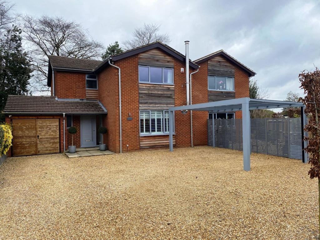 Sussex Close, Duston, Northampton NN5... 5 bed detached house £649,000