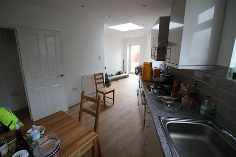 1 bedroom apartment to rent, Manor Farm Road, Wembley