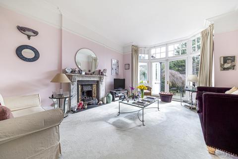 26 Kidbrooke Gardens, London, SE3 0PD