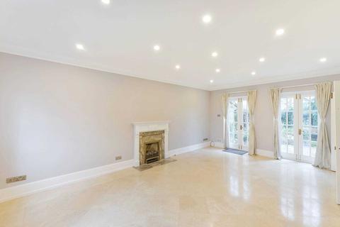 1 Hambledon Place, London, SE21 7EY