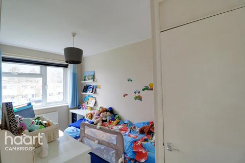 16 Derwent Close, Cambridge, CB1 8DZ