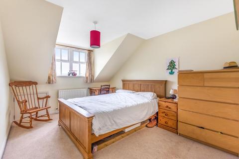 7 Grace Mews, 40 Marlow Road, London, SE20 7UW