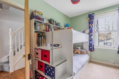 19 Elliott Road, Bromley, BR2 9NT