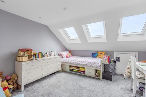 19 Elliott Road, Bromley, BR2 9NT