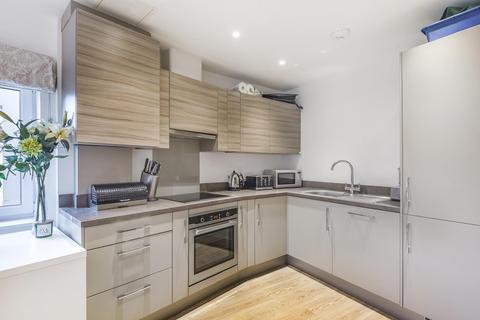 16, Tanner House Flambard Way, Godalming, GU7 1FJ