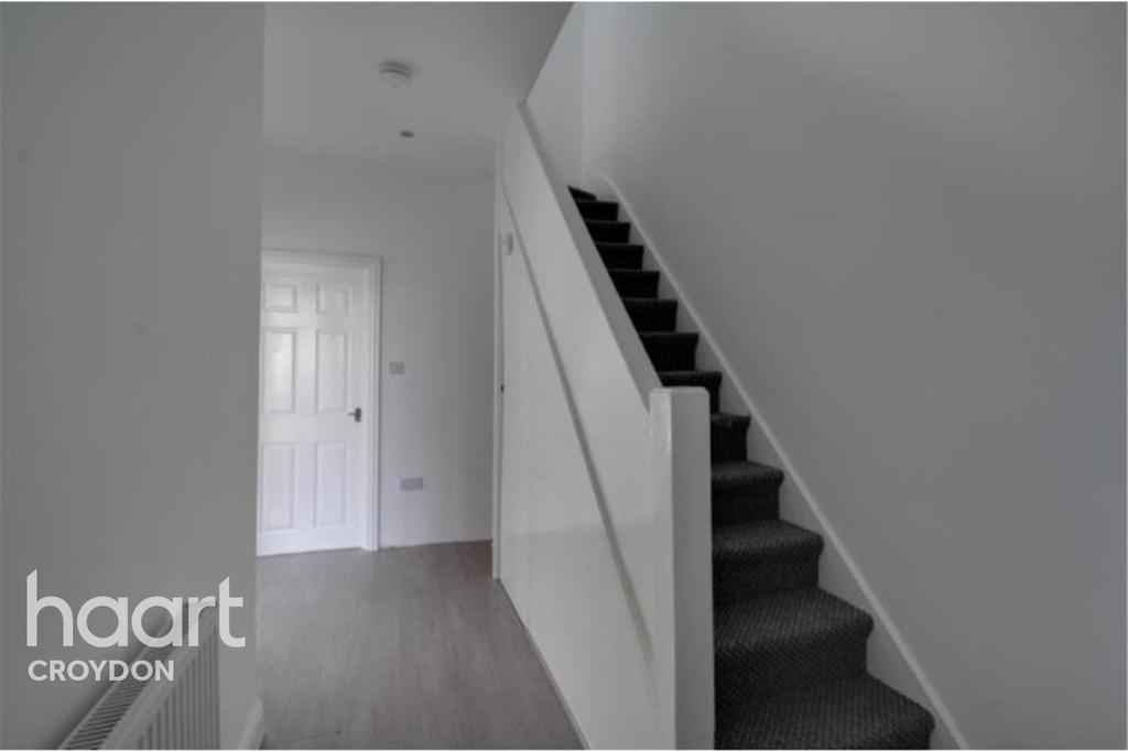Enmore Road, SE25 5 bed house share £325 pcm (£75 pw)