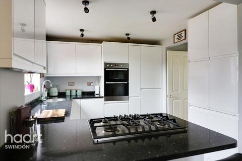 25 Arley Close, Swindon, SN25 4TP