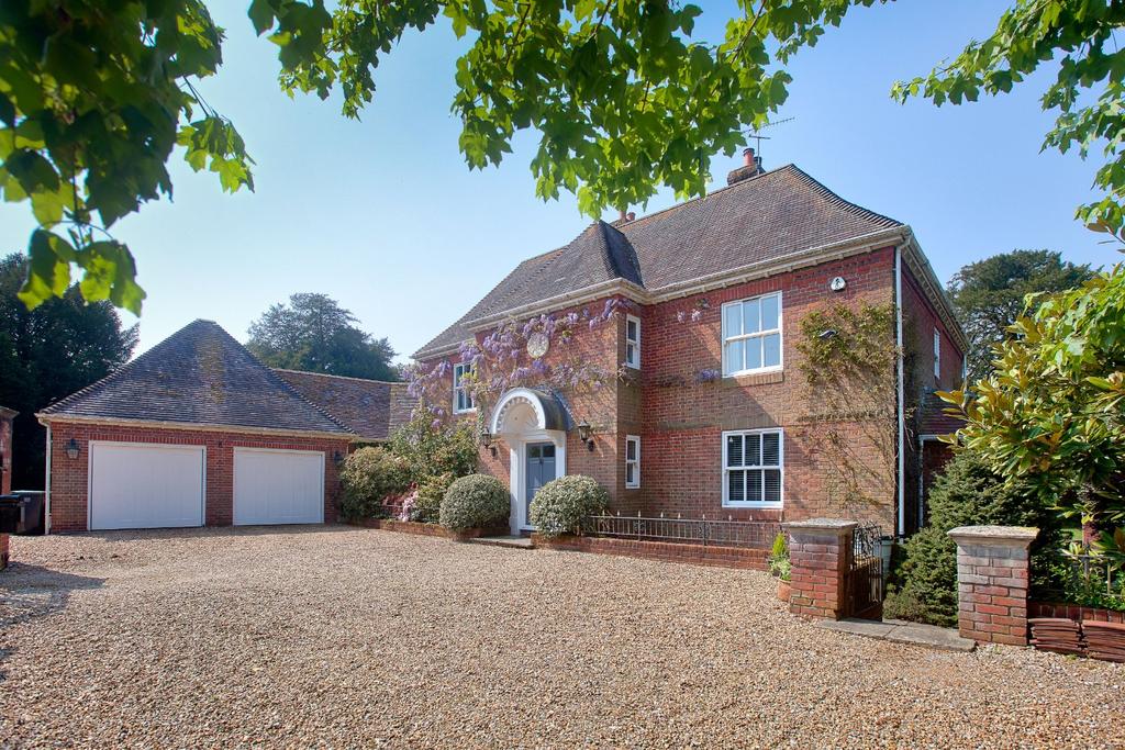Moot Lane, Downton, Salisbury, Wiltshire 6 bed detached house £1,200,000