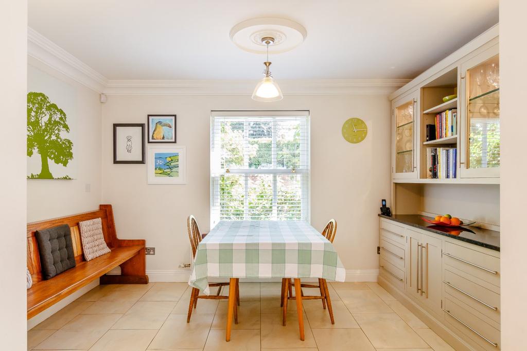 Breakfast Room