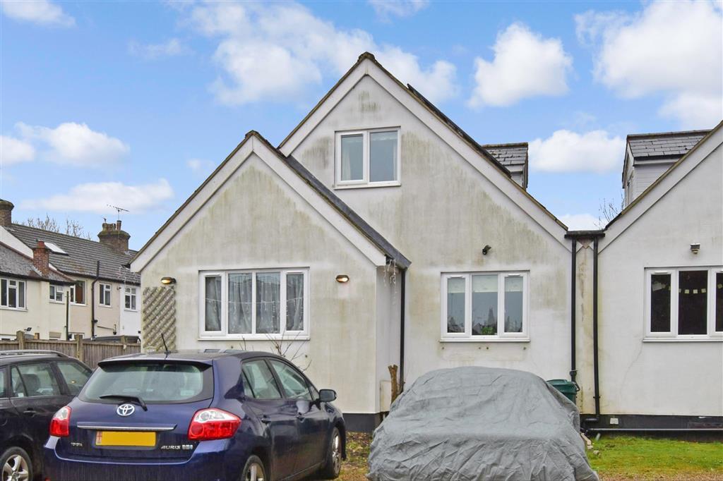 Godstone Road, Whyteleafe, Surrey 3 bed bungalow £450,000