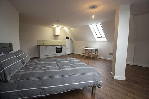 Studio to rent, Flat 14, The Gas Works, 1 Glasshouse Street, NOTTINGHAM NG1 3BA