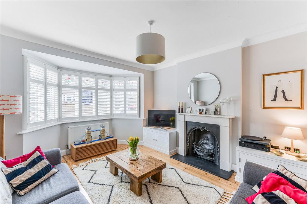 Roxburgh Road, West Norwood, London, SE27 3 bed semidetached house £