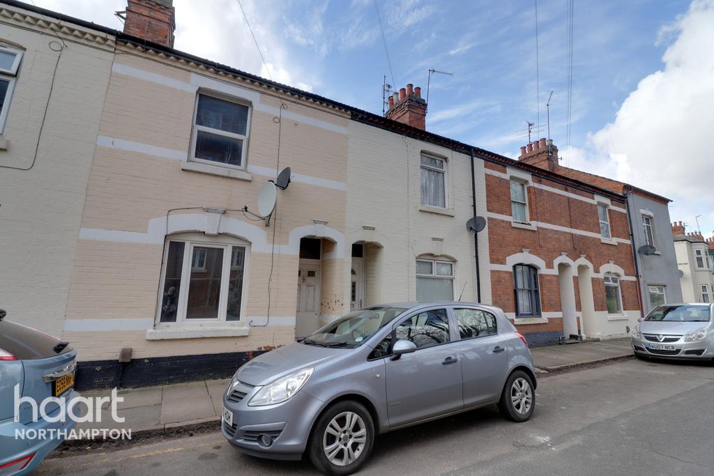 St James Park Road, Northampton 3 bed terraced house £160,000