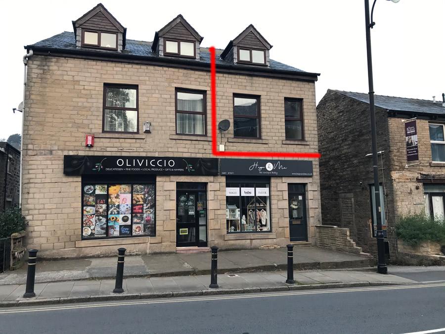 High Street, Uppermill OL3 1 bed apartment £625 pcm (£144 pw)