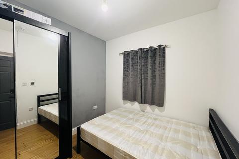 8 bedroom house share to rent, Park Avenue, Barking IG11