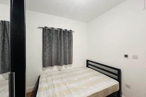 8 bedroom house share to rent, Park Avenue, Barking IG11