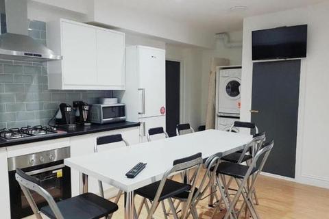 6 bedroom house share to rent - Cecil Avenue, Barking  IG11