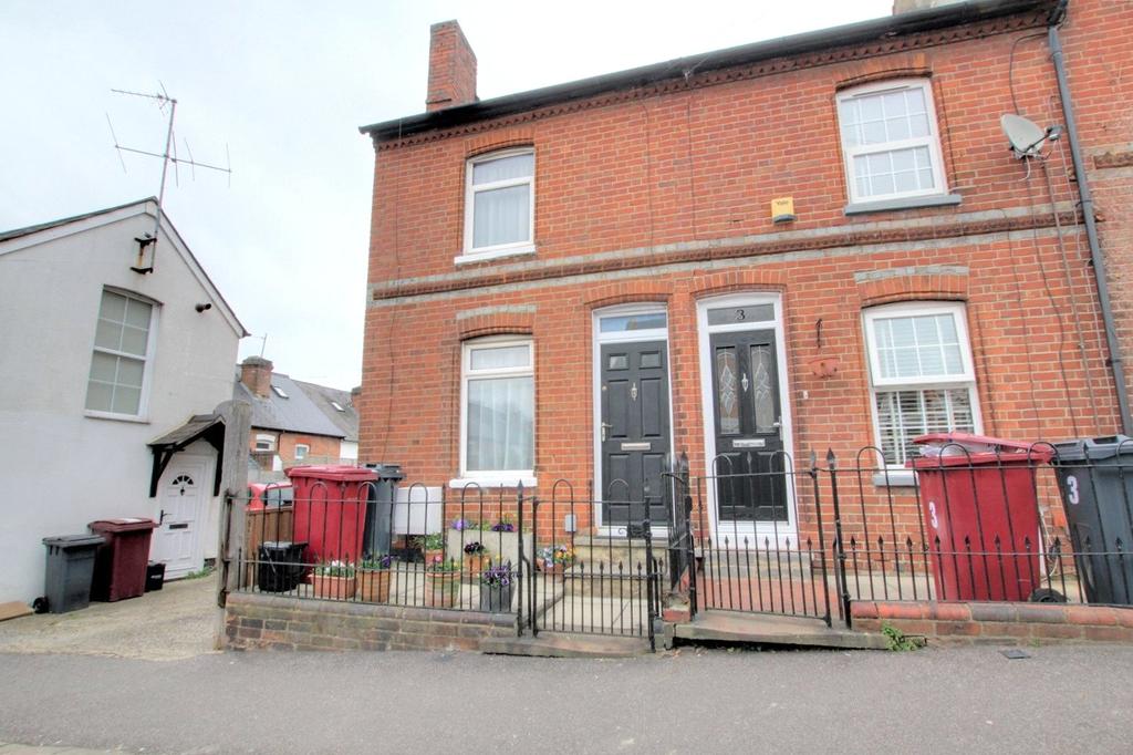 Alpine Street, Reading, Berkshire, RG1 3 bed end of terrace house £