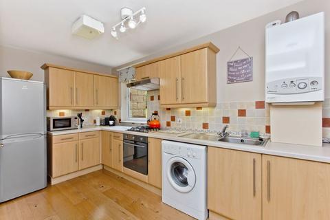 2/3 Dryden Gait, Edinburgh, EH7 4QR