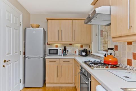 2/3 Dryden Gait, Edinburgh, EH7 4QR