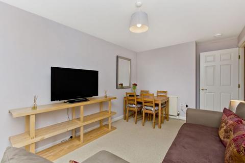 2/3 Dryden Gait, Edinburgh, EH7 4QR