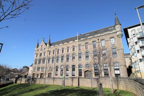 2 Bonnethill Place, Dundee, DD1 2AD